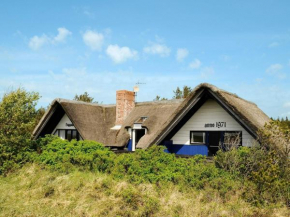 Three-Bedroom Holiday home in Blåvand 2